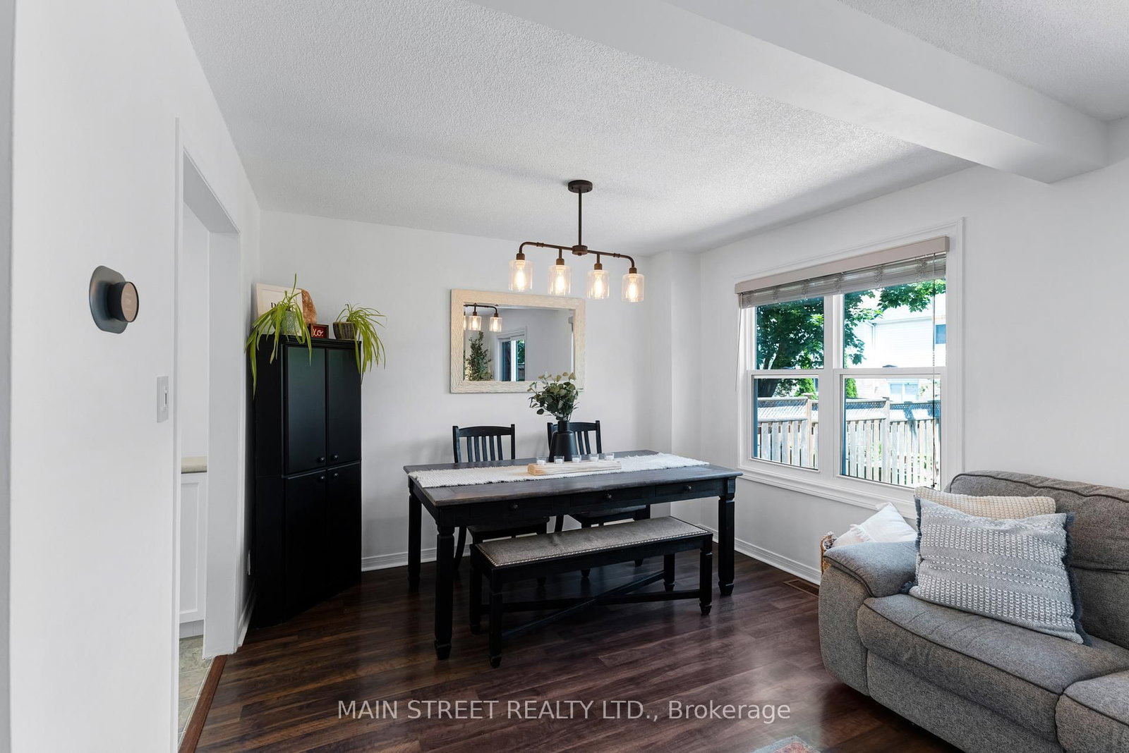 203 Colborne Street • Bradford West Gwillimbury, ON photo 12
