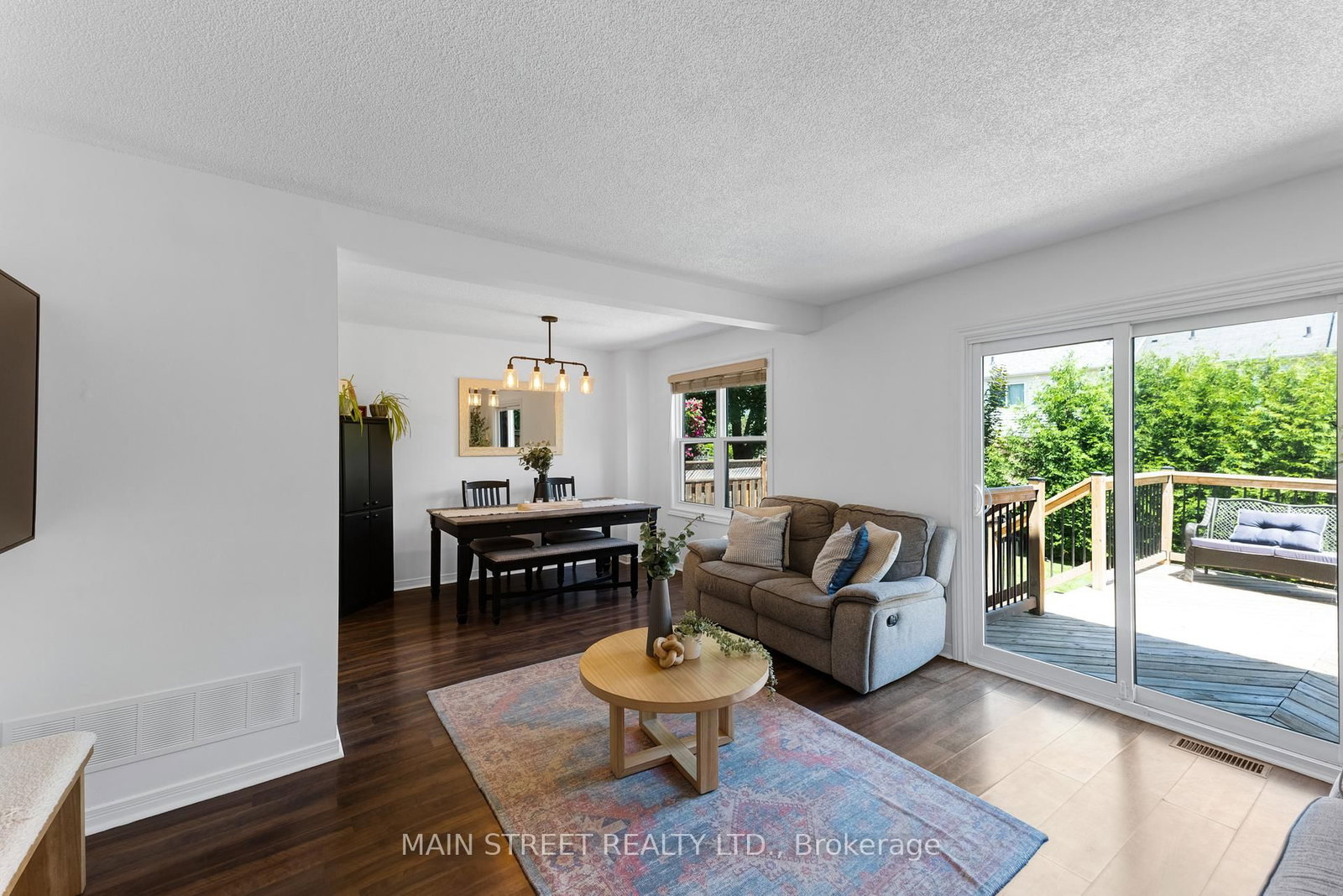 203 Colborne Street • Bradford West Gwillimbury, ON photo 14