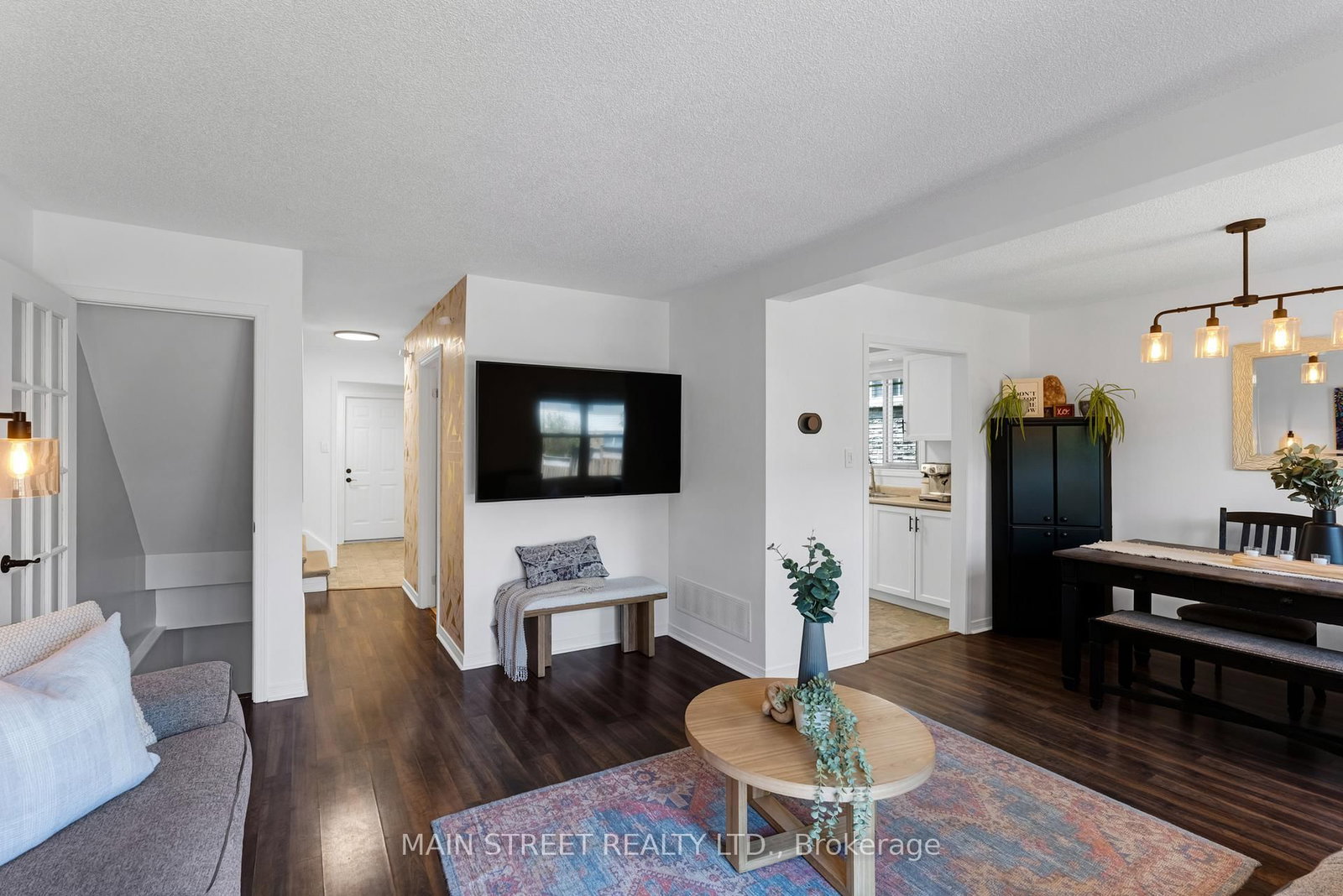 203 Colborne Street • Bradford West Gwillimbury, ON photo 17