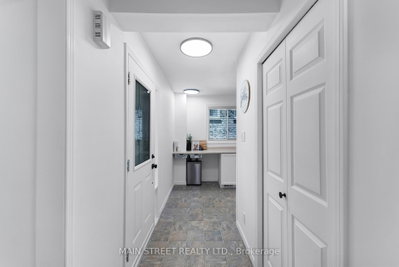 203 Colborne Street • Bradford West Gwillimbury, ON photo 5