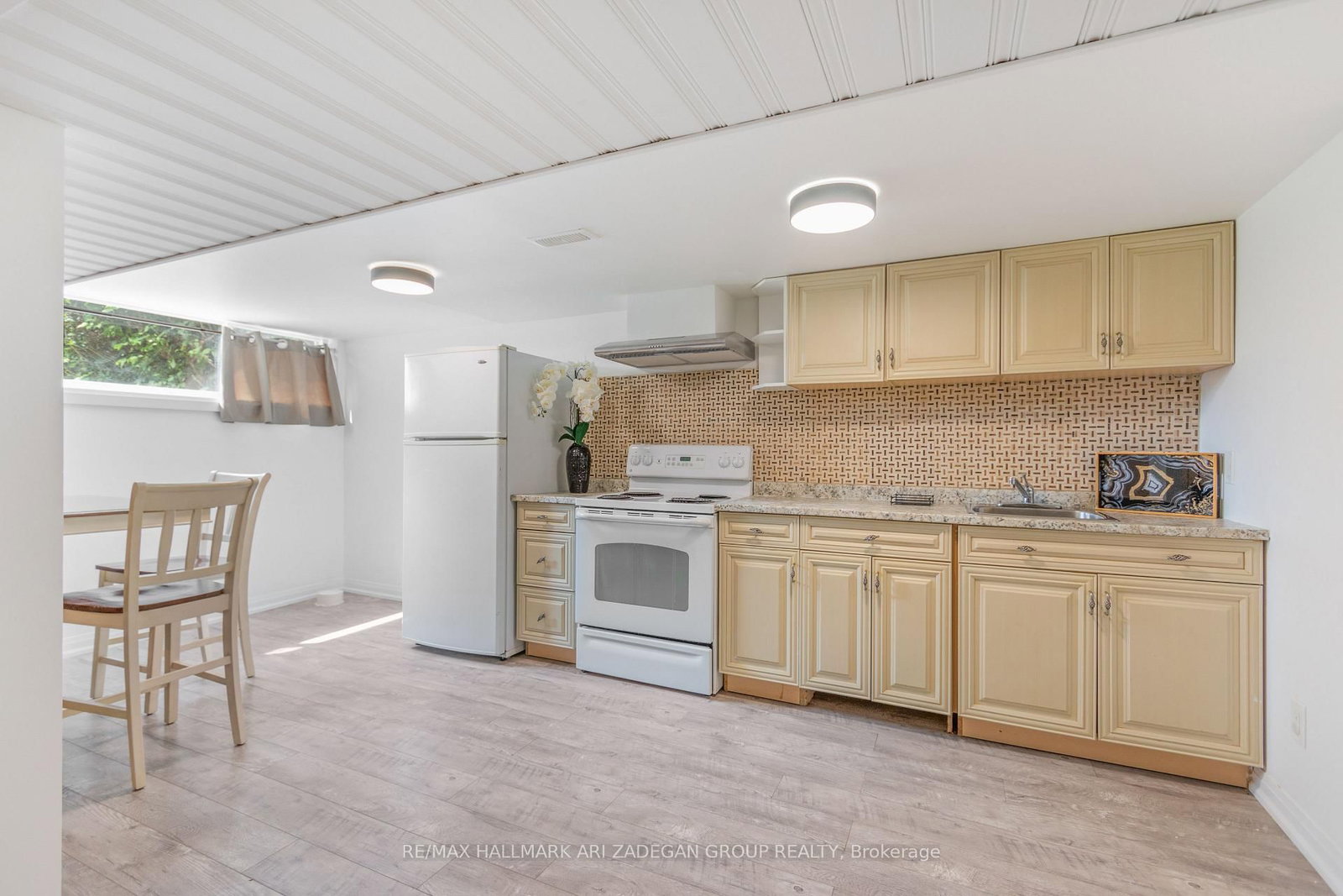 LF - 149 Septonne Avenue, Newmarket 4