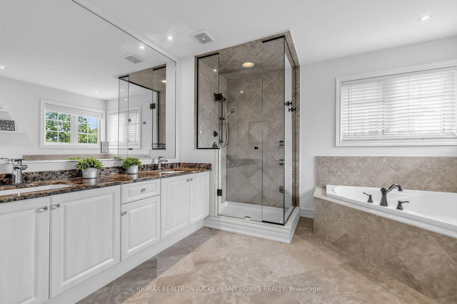 22 Duke of Cornwall Drive • Markham, ON photo 25