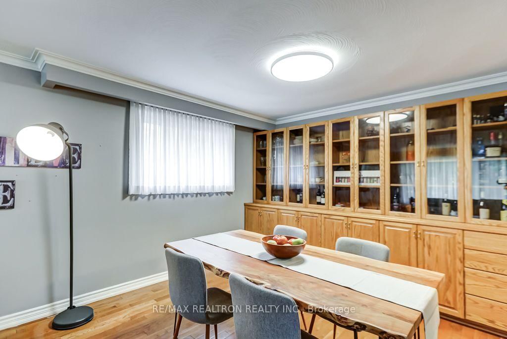2 Captain Armstrong Lane • Markham, ON photo 11