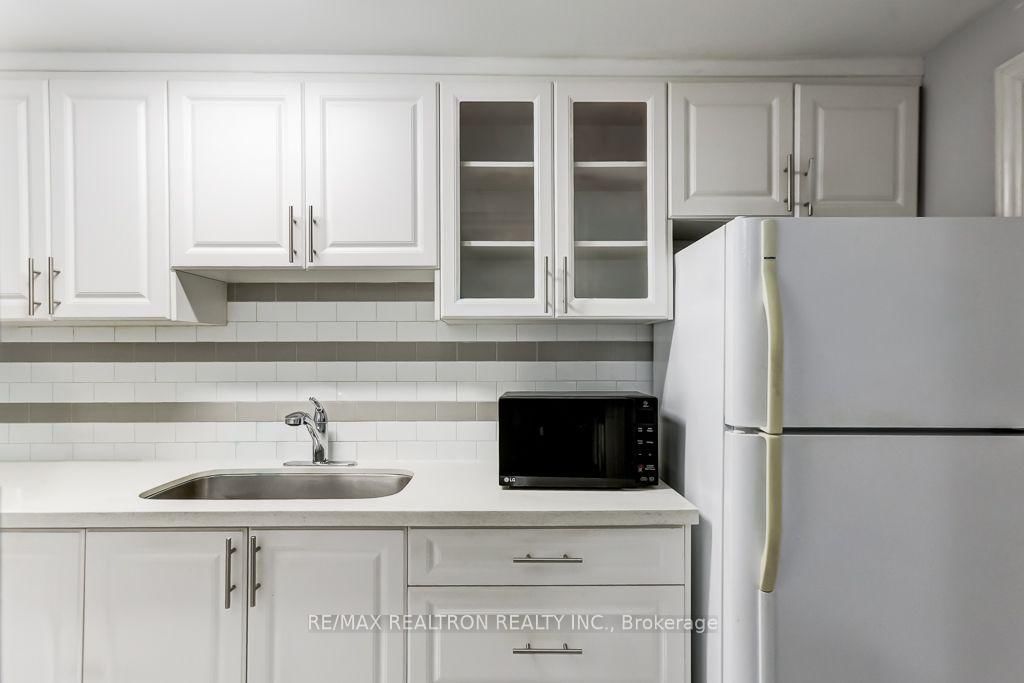 2 Captain Armstrong Lane • Markham, ON photo 26