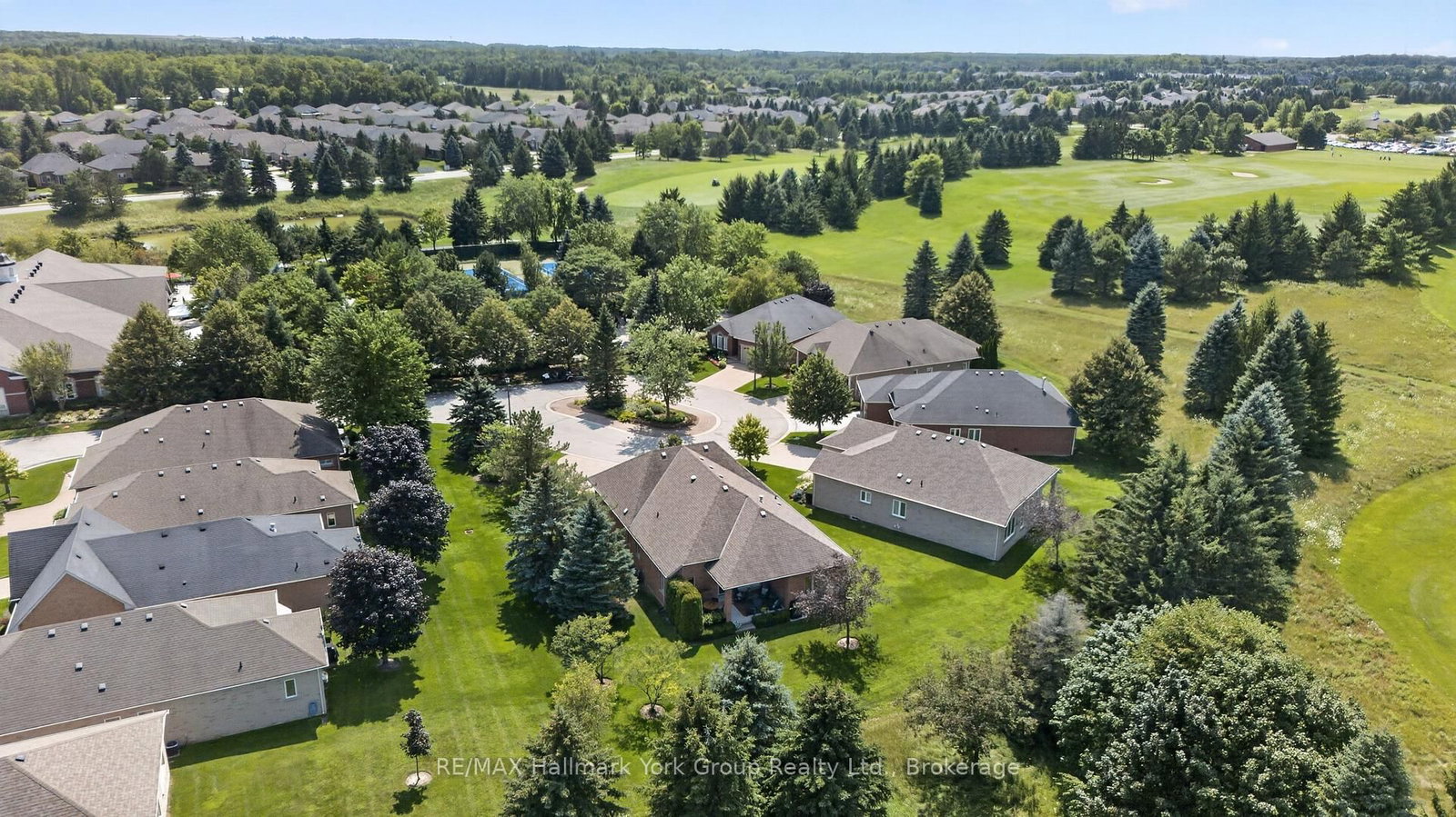 26 Hagen Hollow • Whitchurch-Stouffville, ON photo 41