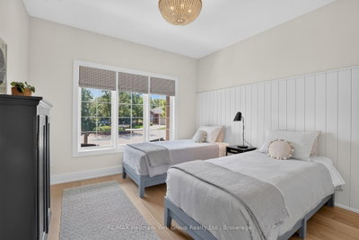 26 Hagen Hollow • Whitchurch-Stouffville, ON photo 9