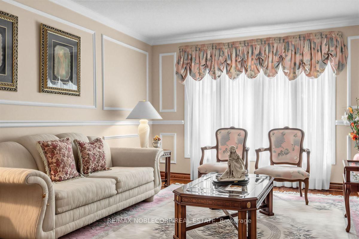 256 Airdrie Drive • Vaughan, ON photo 23