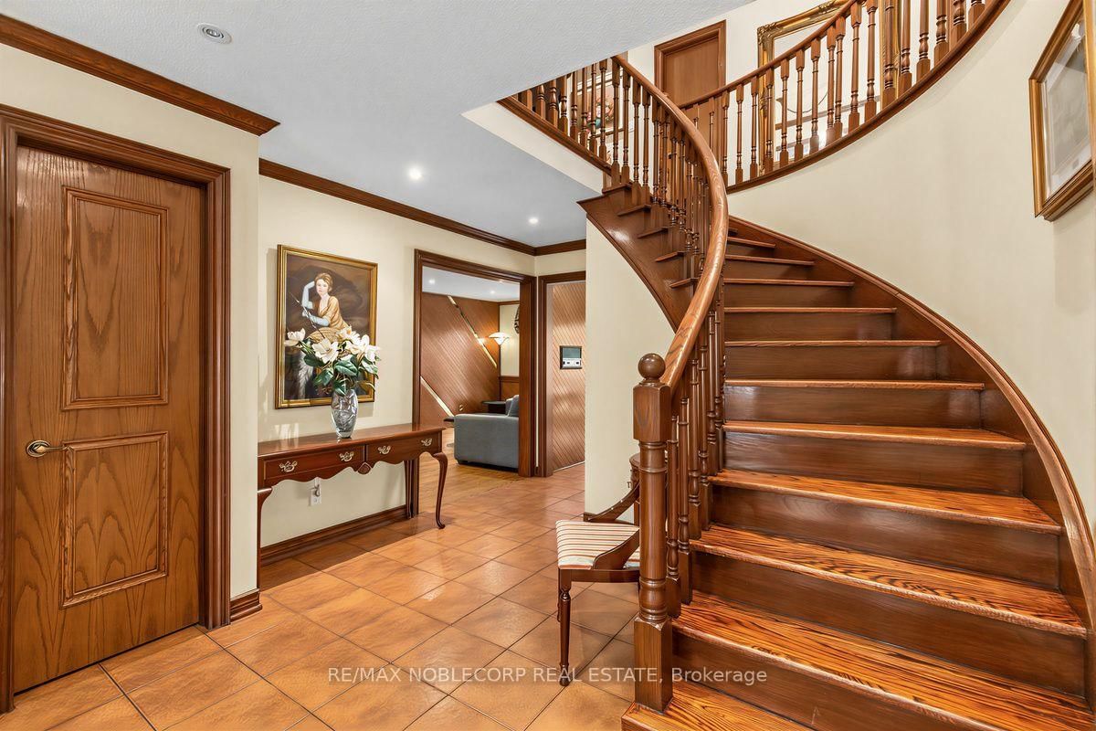 256 Airdrie Drive • Vaughan, ON photo 24