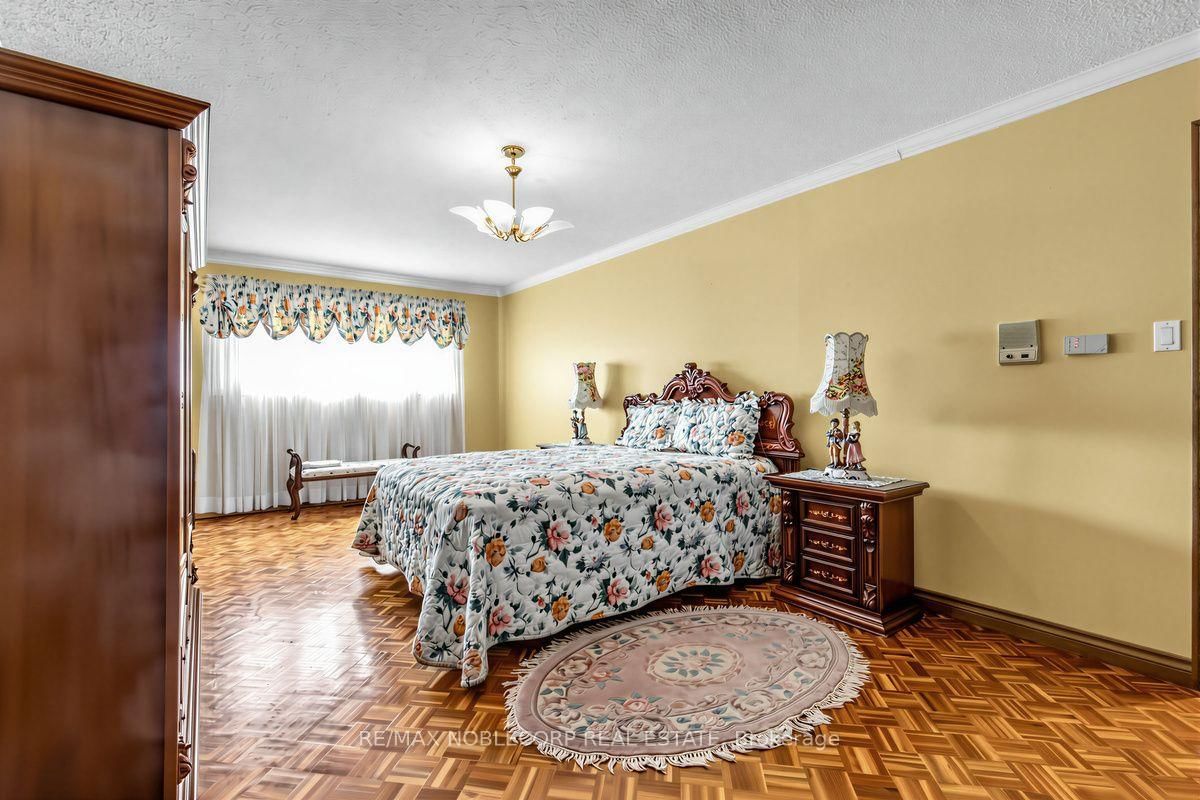 256 Airdrie Drive • Vaughan, ON photo 25