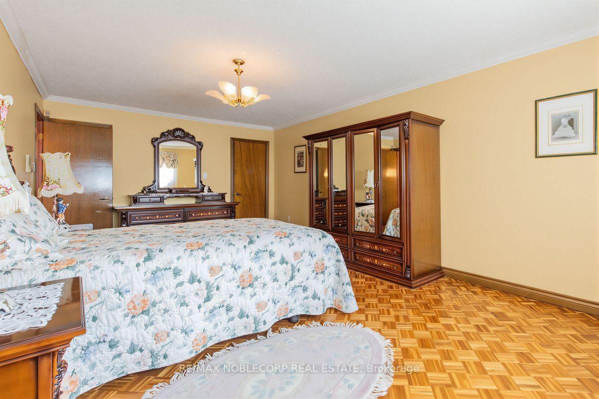 256 Airdrie Drive • Vaughan, ON photo 27
