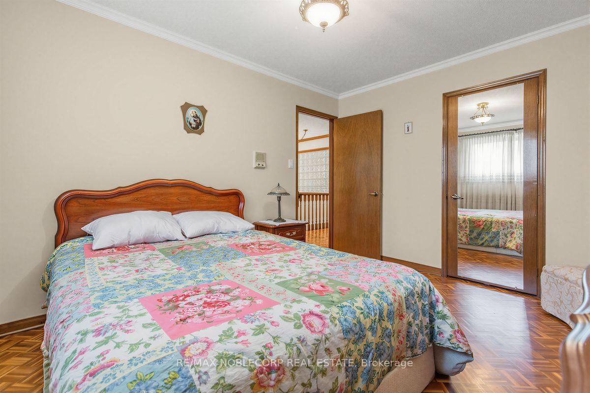 256 Airdrie Drive • Vaughan, ON photo 35