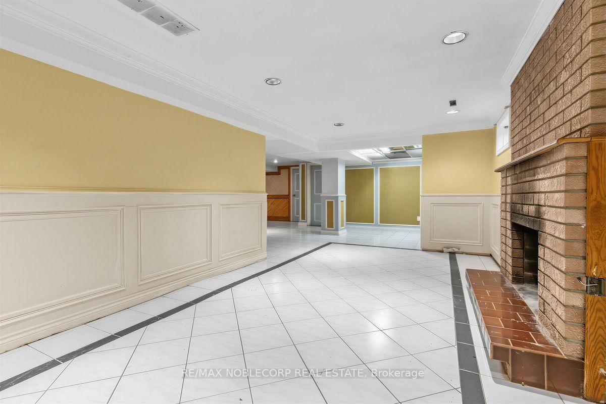 256 Airdrie Drive • Vaughan, ON photo 39