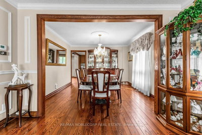 256 Airdrie Drive • Vaughan, ON photo 8