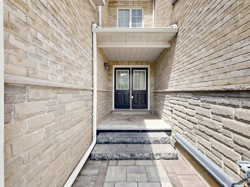 12 Elderbrook Crescent