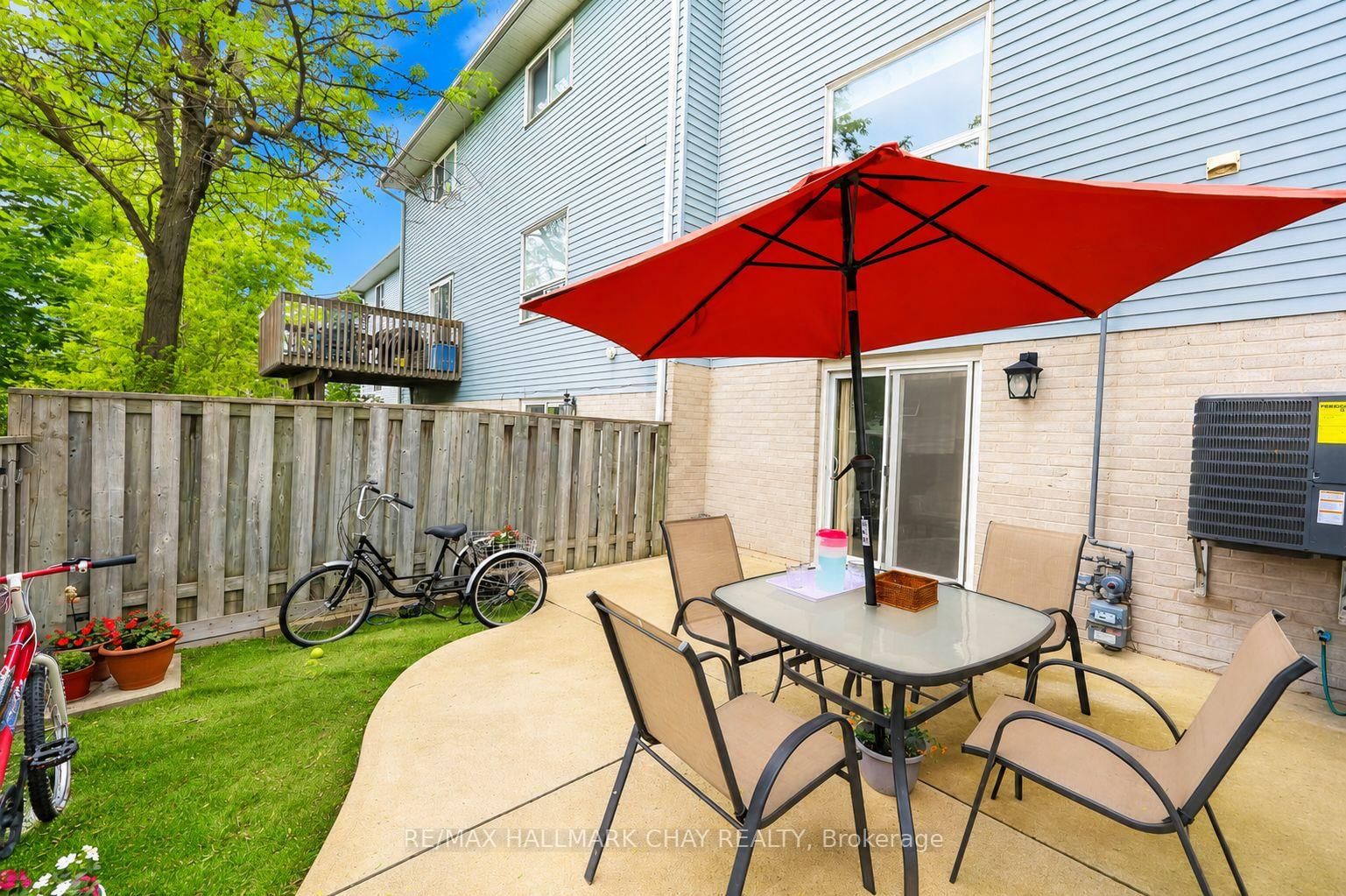 31 Harmony Circle • Bradford West Gwillimbury, ON photo 23