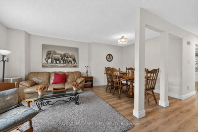 31 Harmony Circle • Bradford West Gwillimbury, ON photo 9