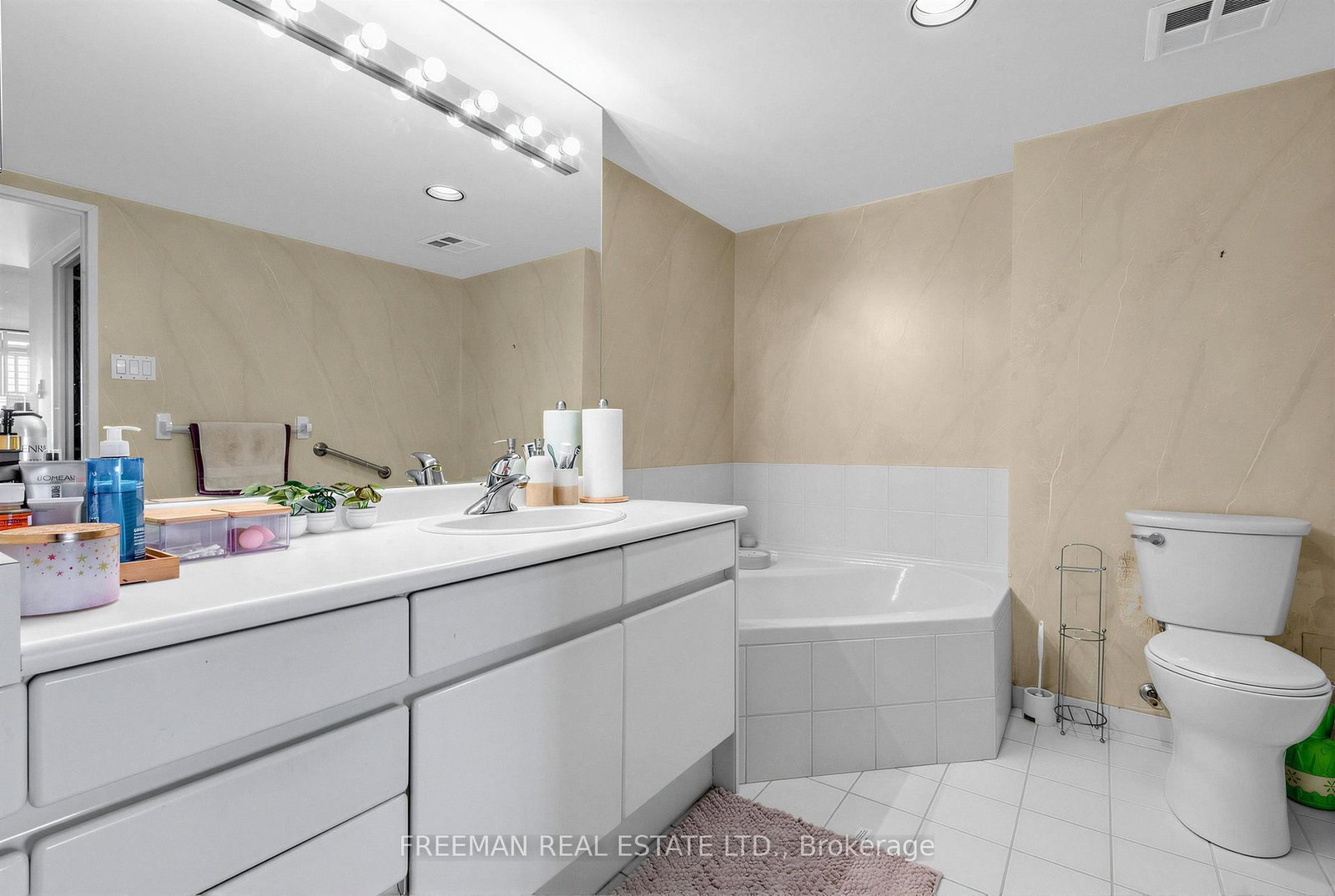 7300 Yonge Street • #1111 • Vaughan, ON photo 19
