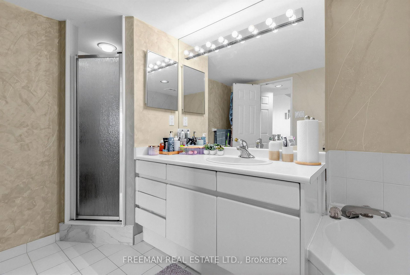 7300 Yonge Street • #1111 • Vaughan, ON photo 20