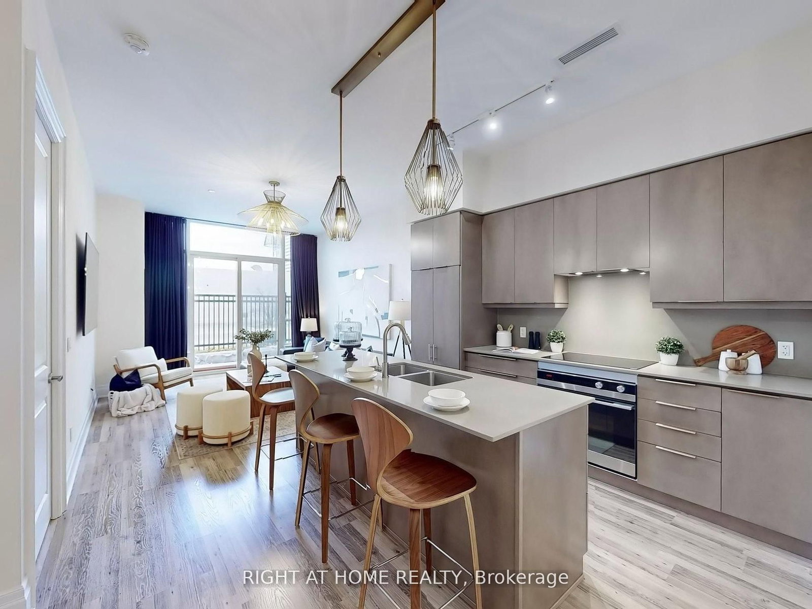9075 Jane Street • #106 • Vaughan, ON photo 10