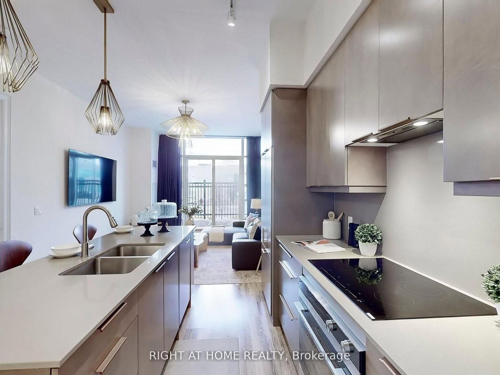 9075 Jane Street • #106 • Vaughan, ON photo 20