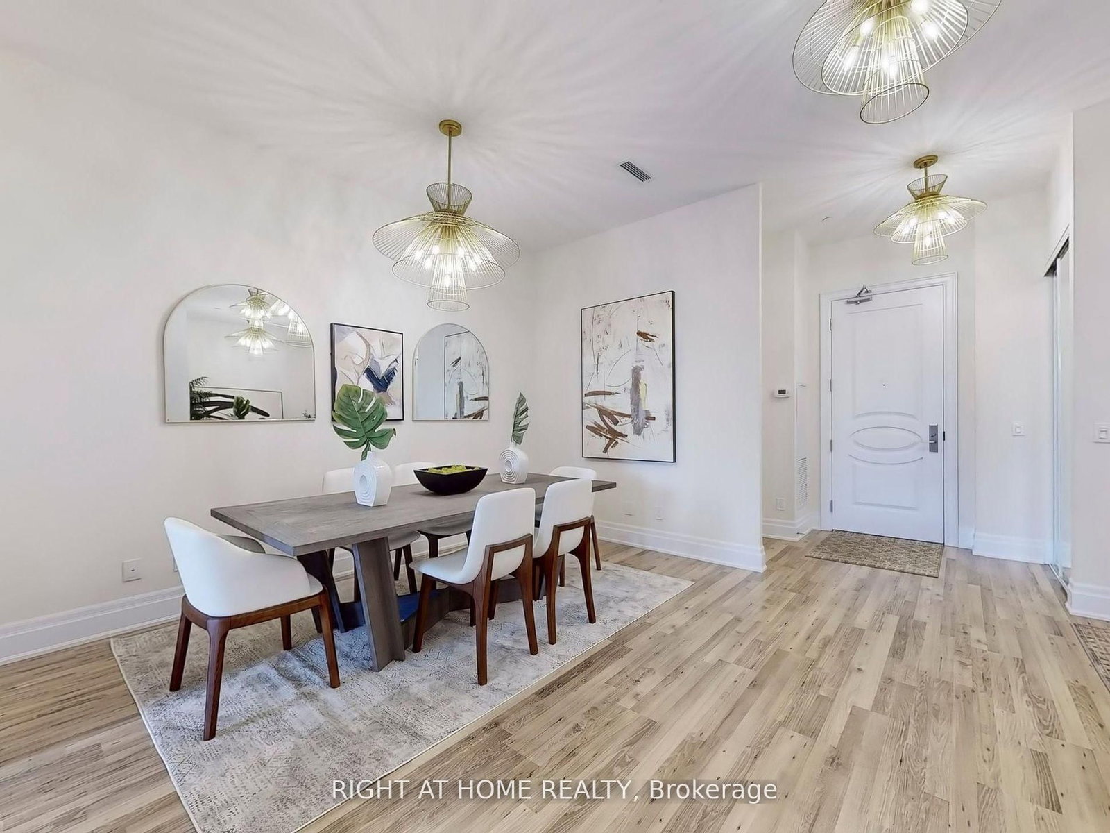 9075 Jane Street • #106 • Vaughan, ON photo 6