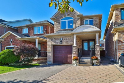 Vellore Village, Vaughan - Photo 1