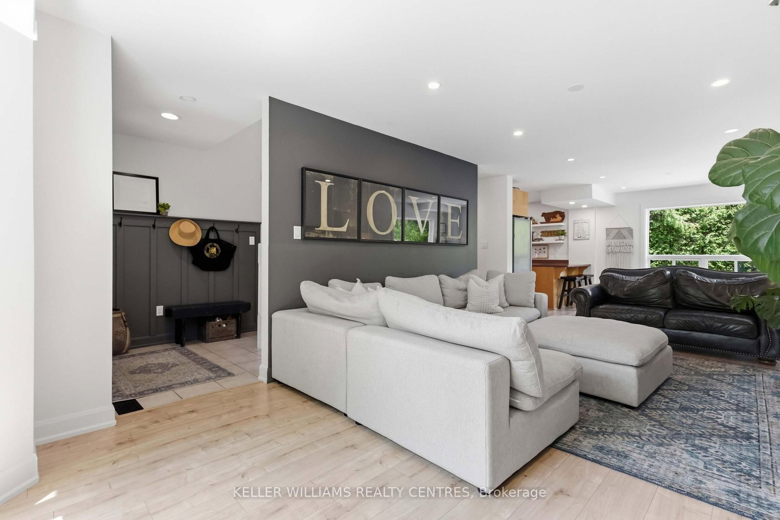 14 Centro Court • Georgina, ON photo 6