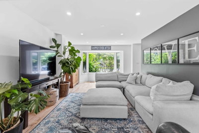 14 Centro Court • Georgina, ON photo 7