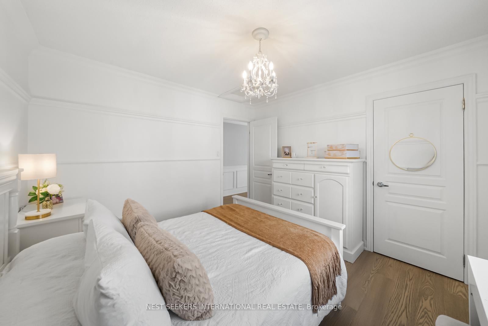 37 RAVINE EDGE Drive • Richmond Hill, ON photo 32