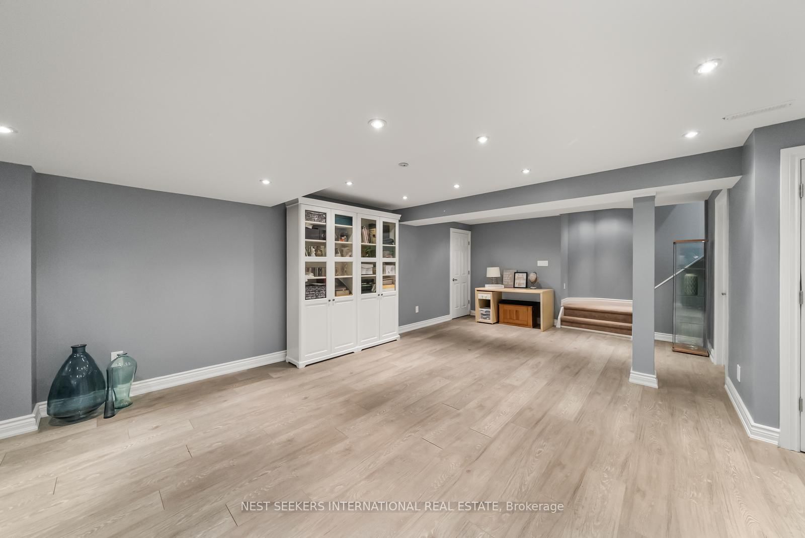 37 RAVINE EDGE Drive • Richmond Hill, ON photo 34