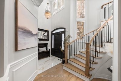 37 RAVINE EDGE Drive • Richmond Hill, ON photo 4