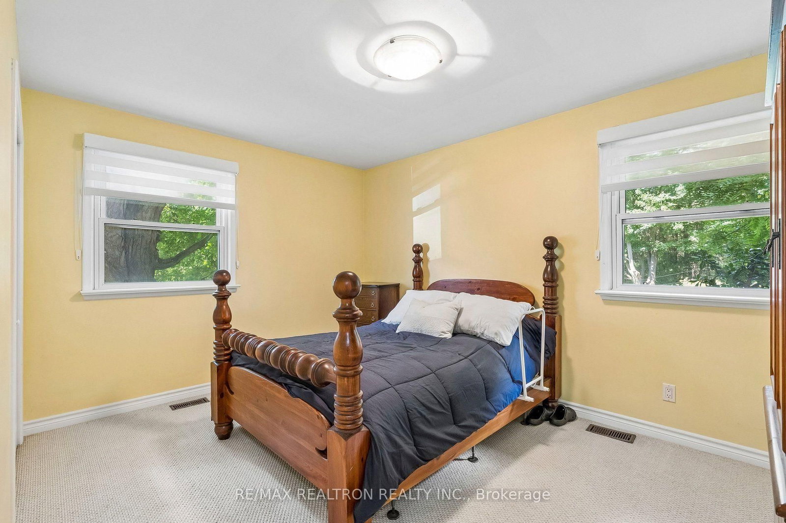 957 JANETTE Street • Newmarket, ON photo 23