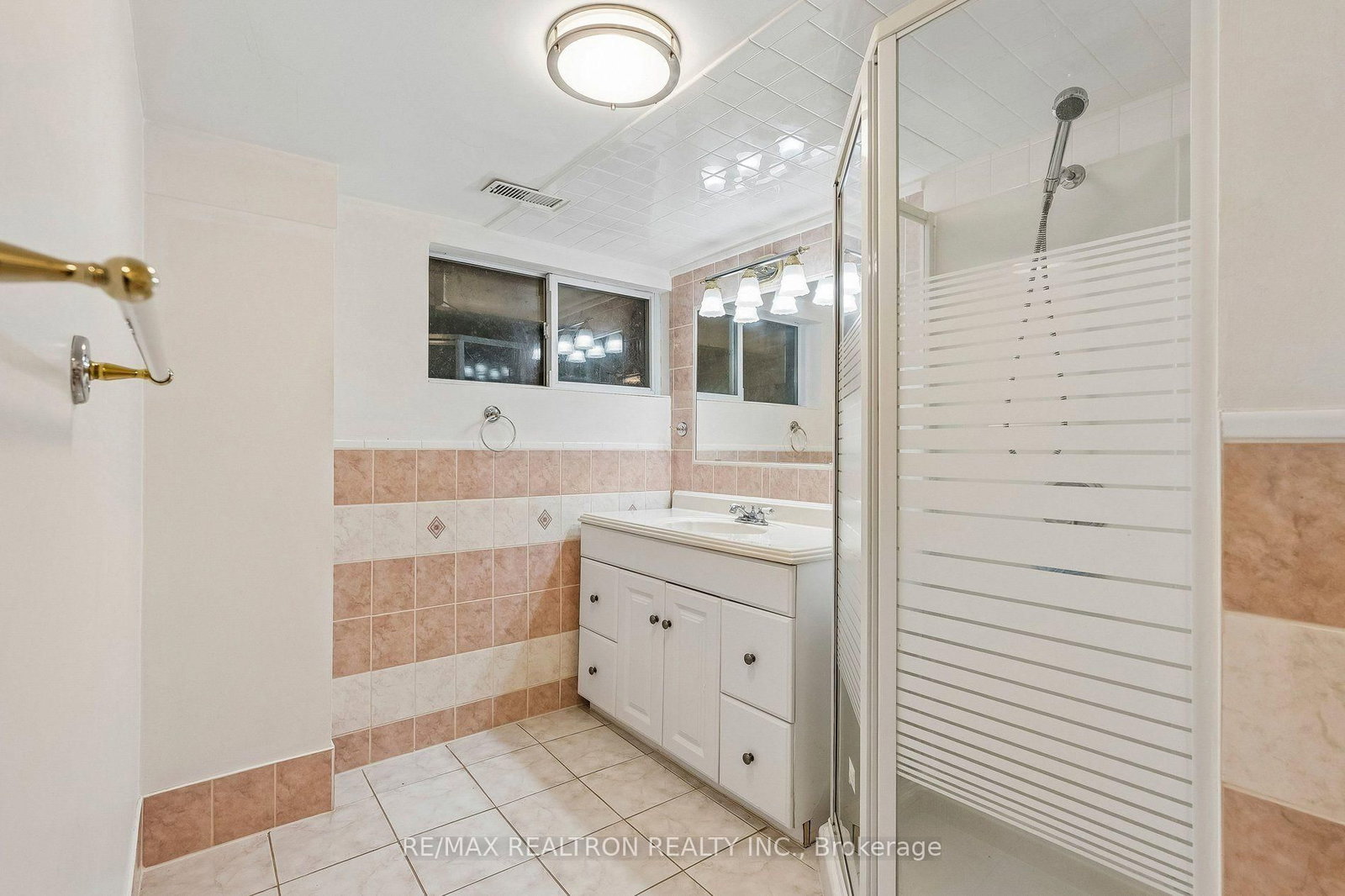 957 JANETTE Street • Newmarket, ON photo 34