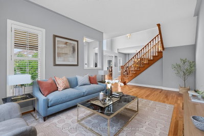 2 Foxfield Crescent • Vaughan, ON photo 4