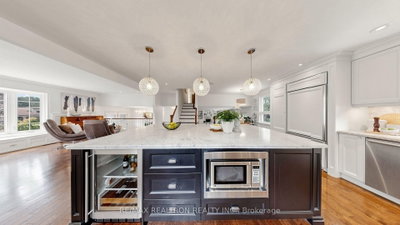 14 Oak Grove Court • Markham, ON photo 6
