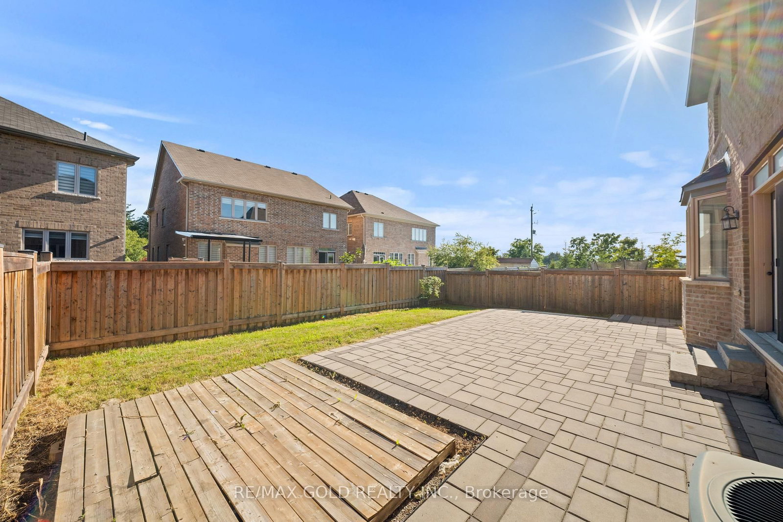 600 Mactier Drive • Vaughan, ON photo 30