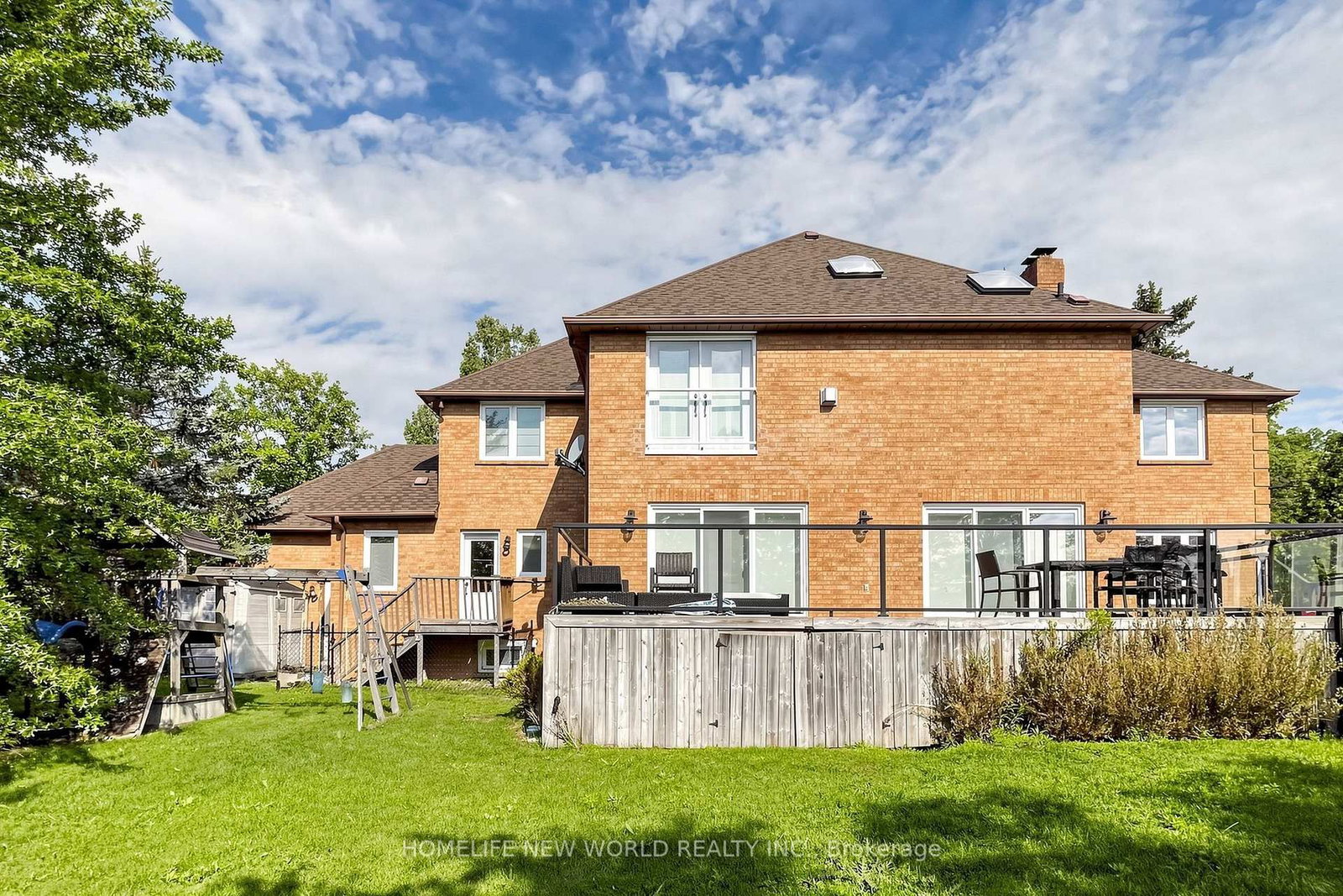 27 Walnut Glen Place • Markham, ON photo 41