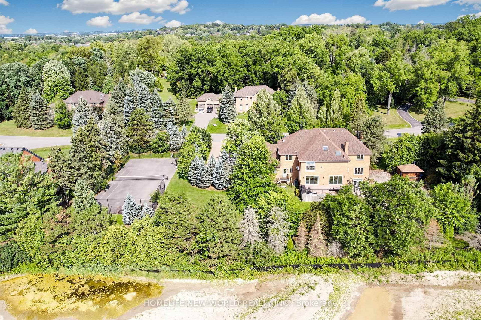 27 Walnut Glen Place • Markham, ON photo 50