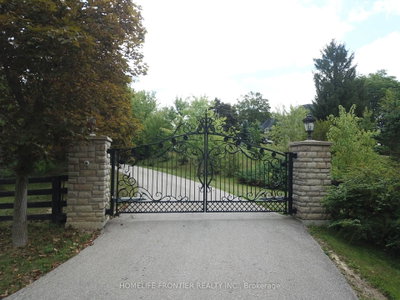 7645 16th Side Road • King, ON photo 4