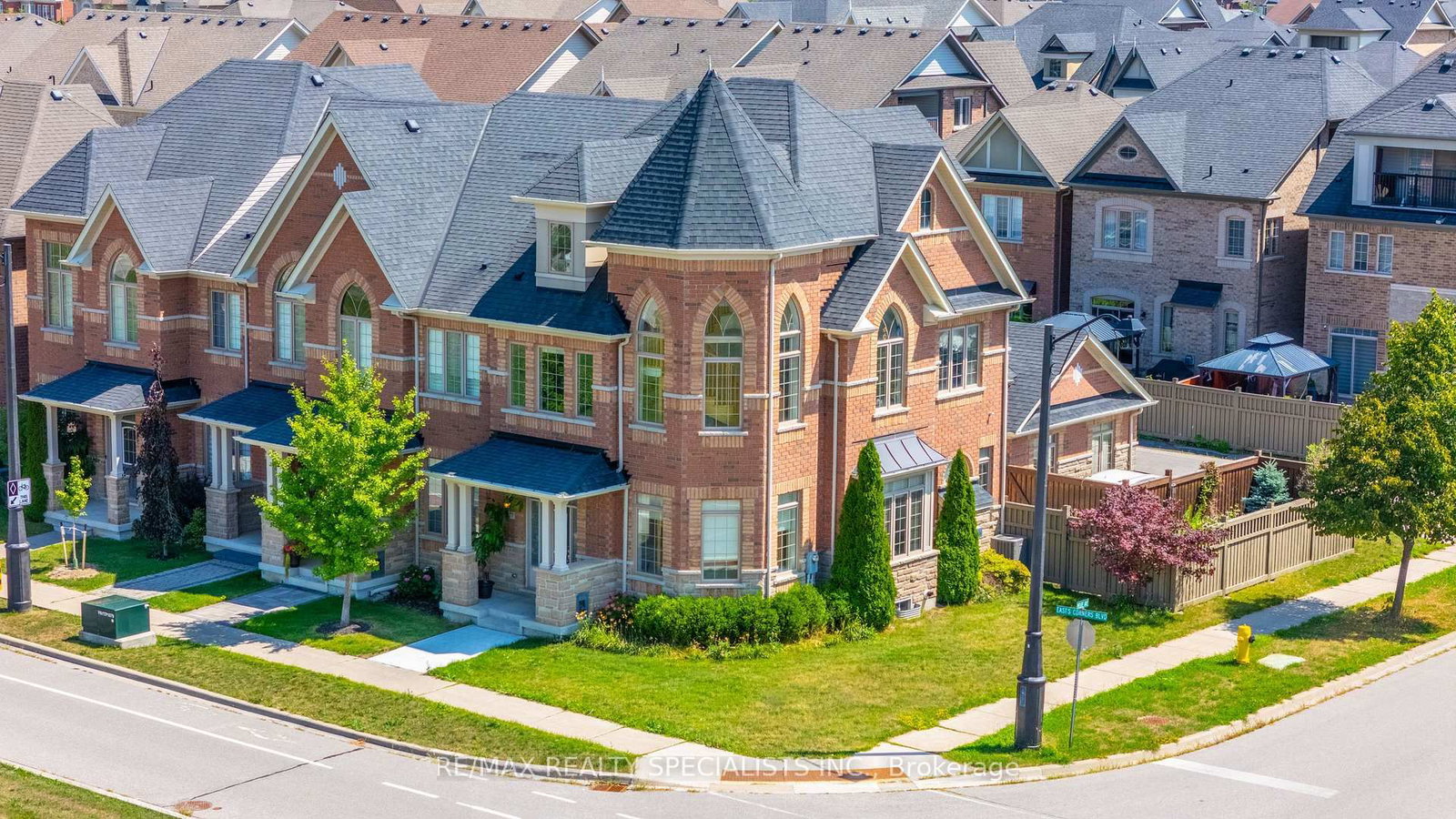 177 East's Corners Boulevard • Vaughan, ON photo 3