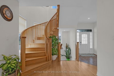 177 East's Corners Boulevard • Vaughan, ON photo 8