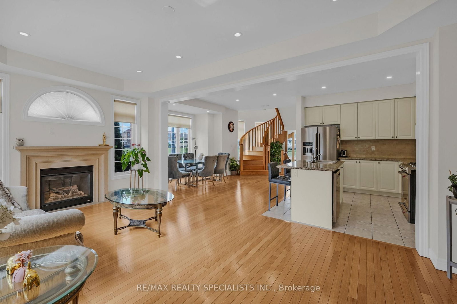 177 East's Corners Boulevard • Vaughan, ON photo 9