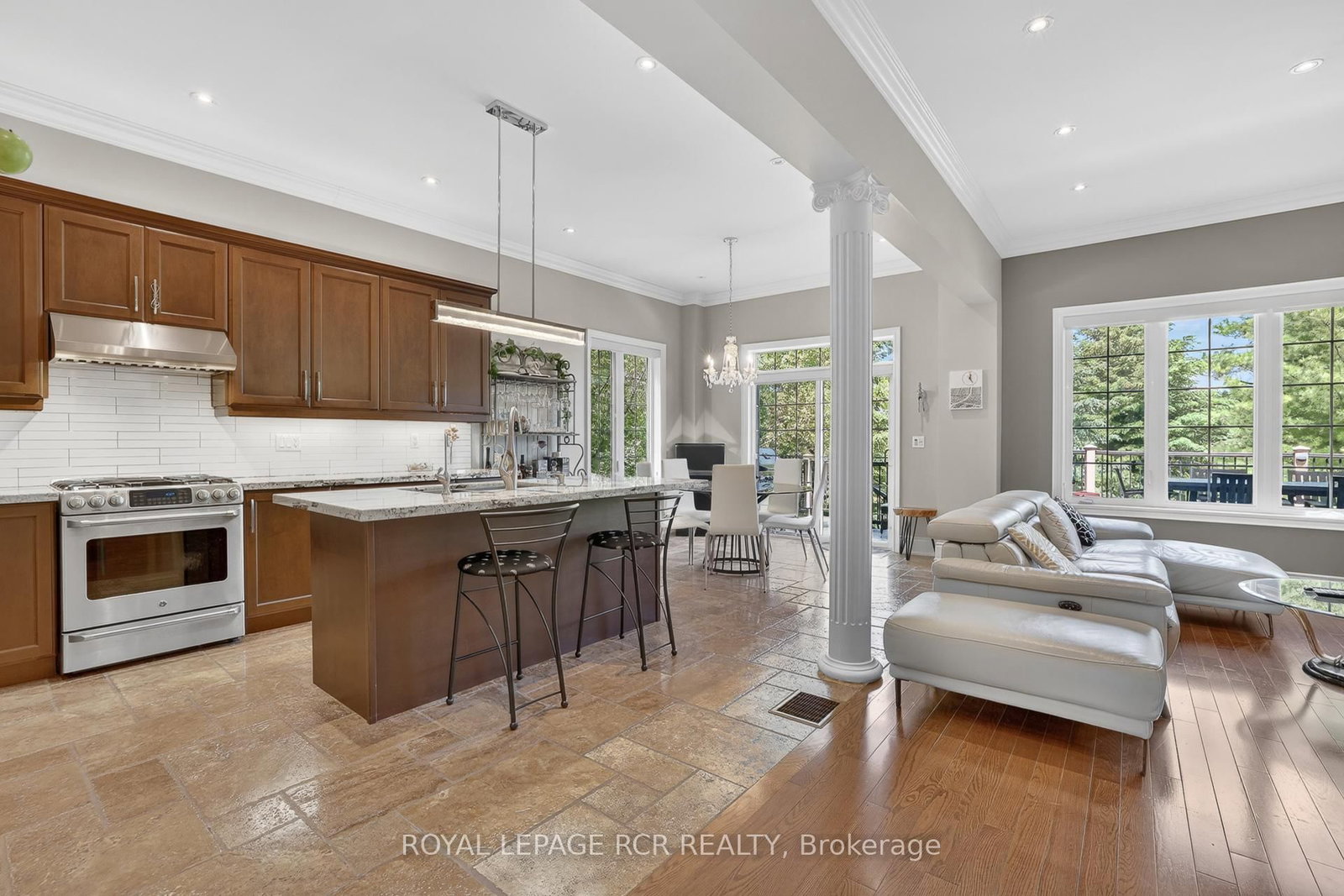 19 Emerald Heights Drive • Whitchurch-Stouffville, ON photo 14
