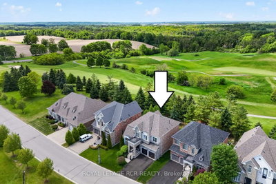 19 Emerald Heights Drive • Whitchurch-Stouffville, ON photo 8