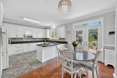 14 Tranmer Road • Whitchurch-Stouffville, ON photo 6