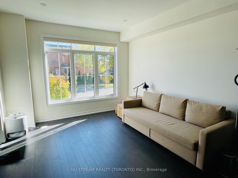 18 - 181 Parktree Drive