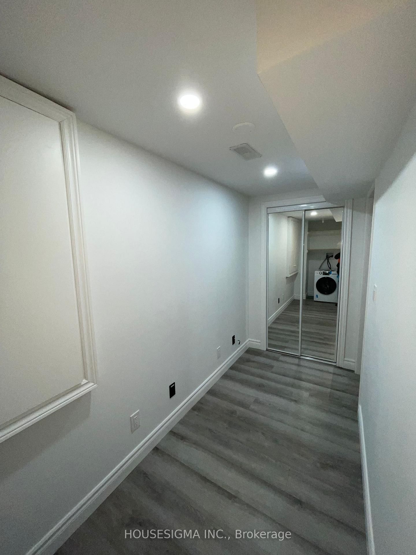 Lower Level-1430 Forest St, Innisfil, view 8