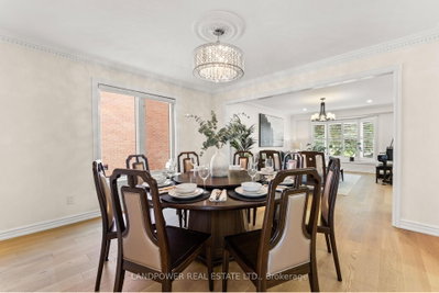 6 Melchior Crescent • Markham, ON photo 8