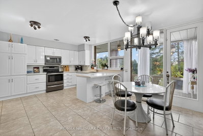 39 Highfield Crescent • Georgina, ON photo 6