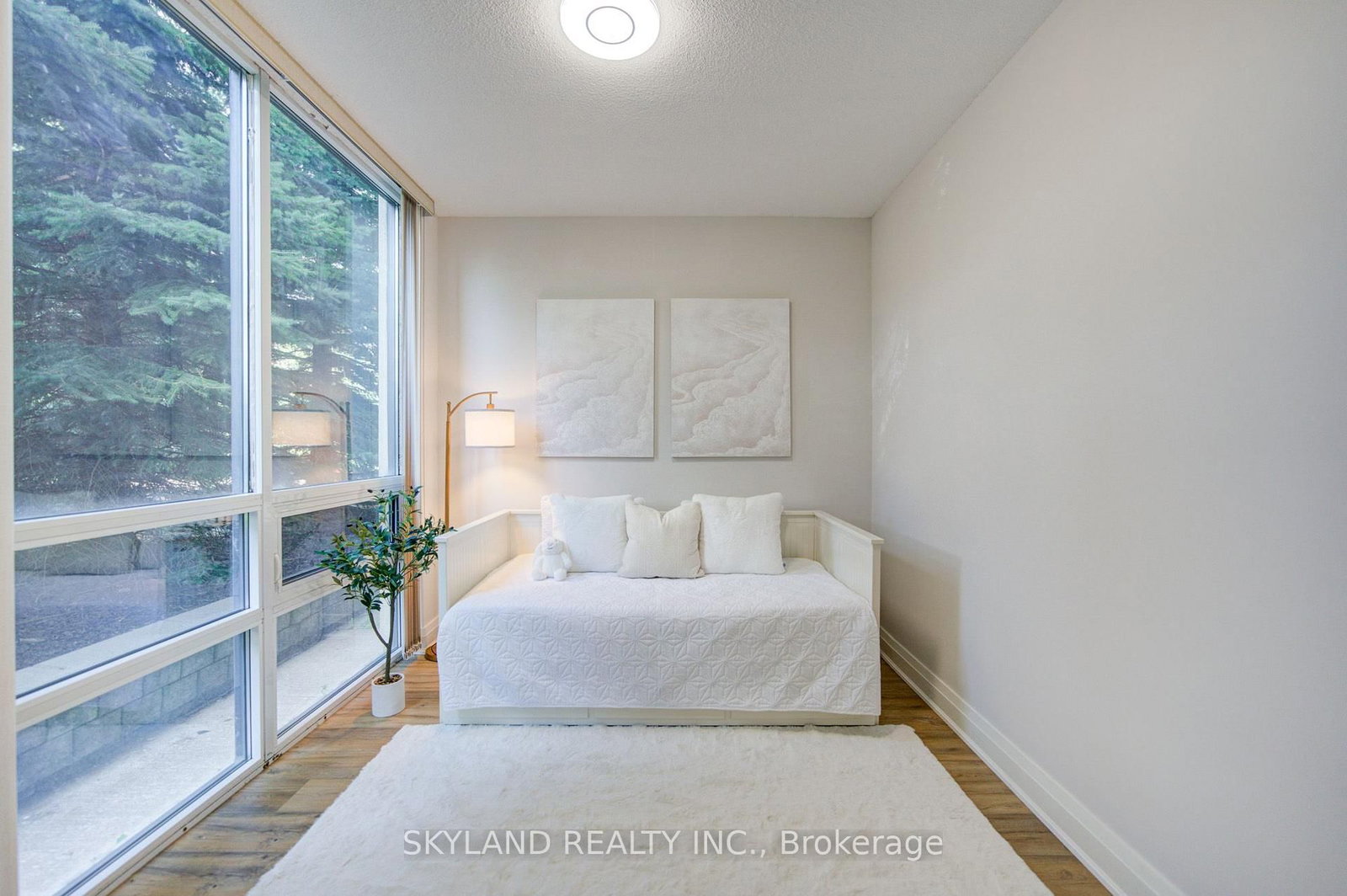 520 Steeles Avenue W • #102 • Vaughan, ON photo 18